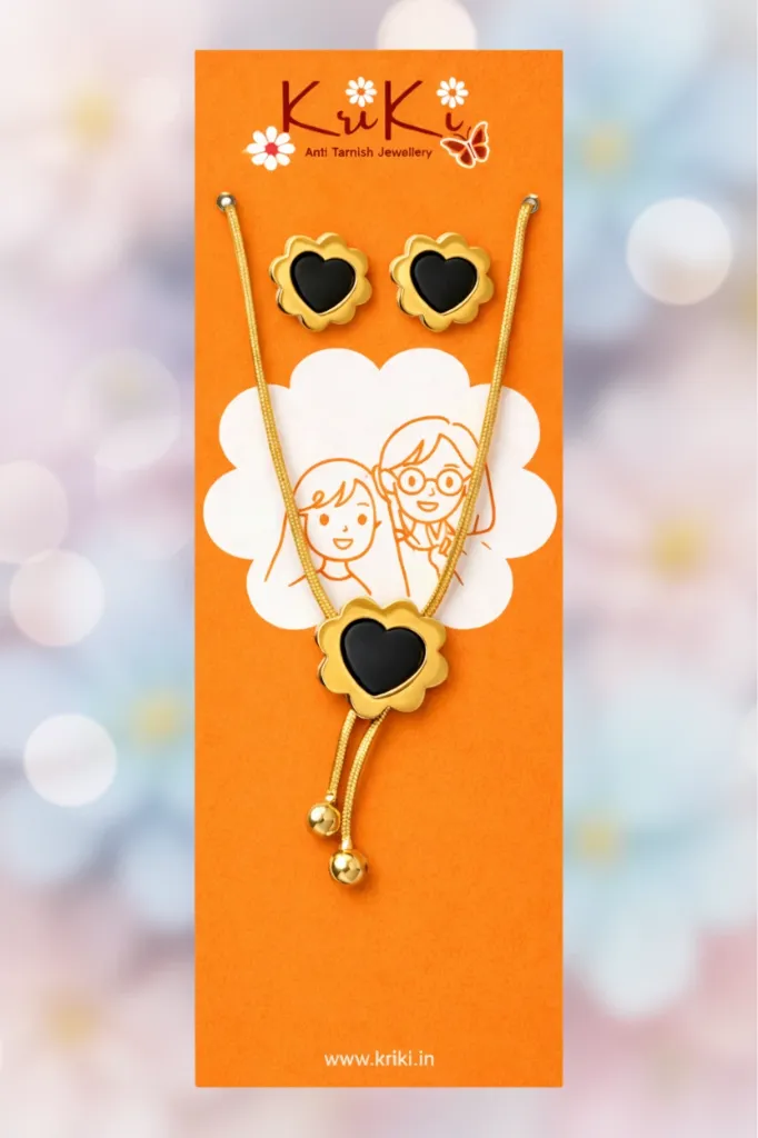 Heart Jewelry Interesting Background.webp